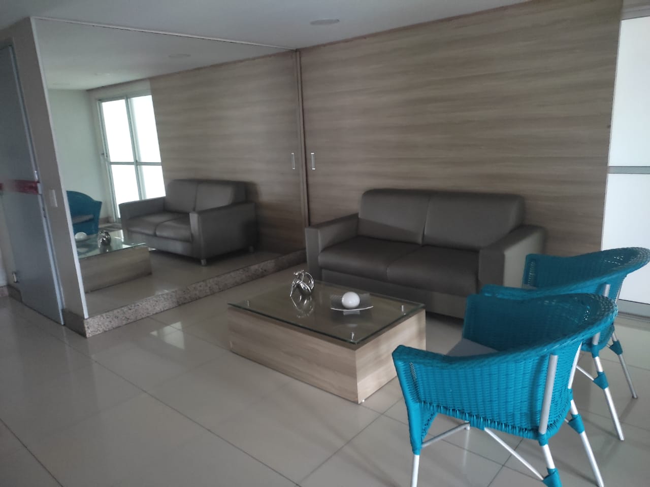 Imagem Apartamento com 2 Quartos à Venda, 43 m² em Messejana - Fortaleza
