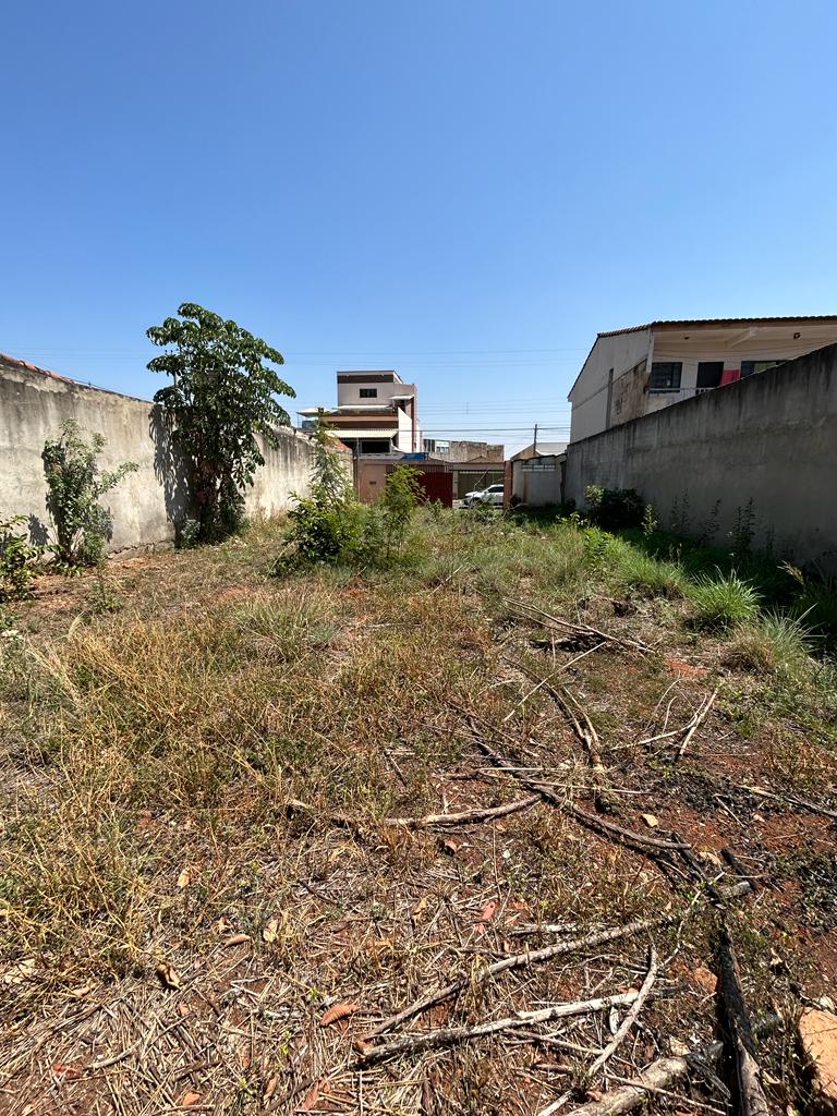 Imagem Terreno à Venda, 408 m²em Setor Coimbra - Goiânia