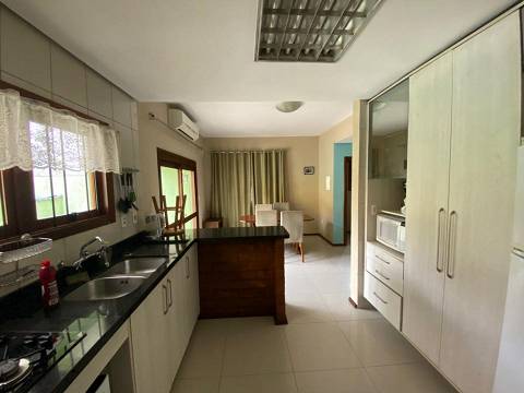 Imagem Casa com 3 Quartos à Venda, 174 m² em Hípica - Porto Alegre