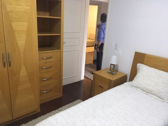 Imagem Apartamento com 3 Quartos à Venda, 125 m² em Real Parque - São Paulo Imagem Apartamento com 3 Quartos à Venda, 125 m² em Real Parque - São Paulo