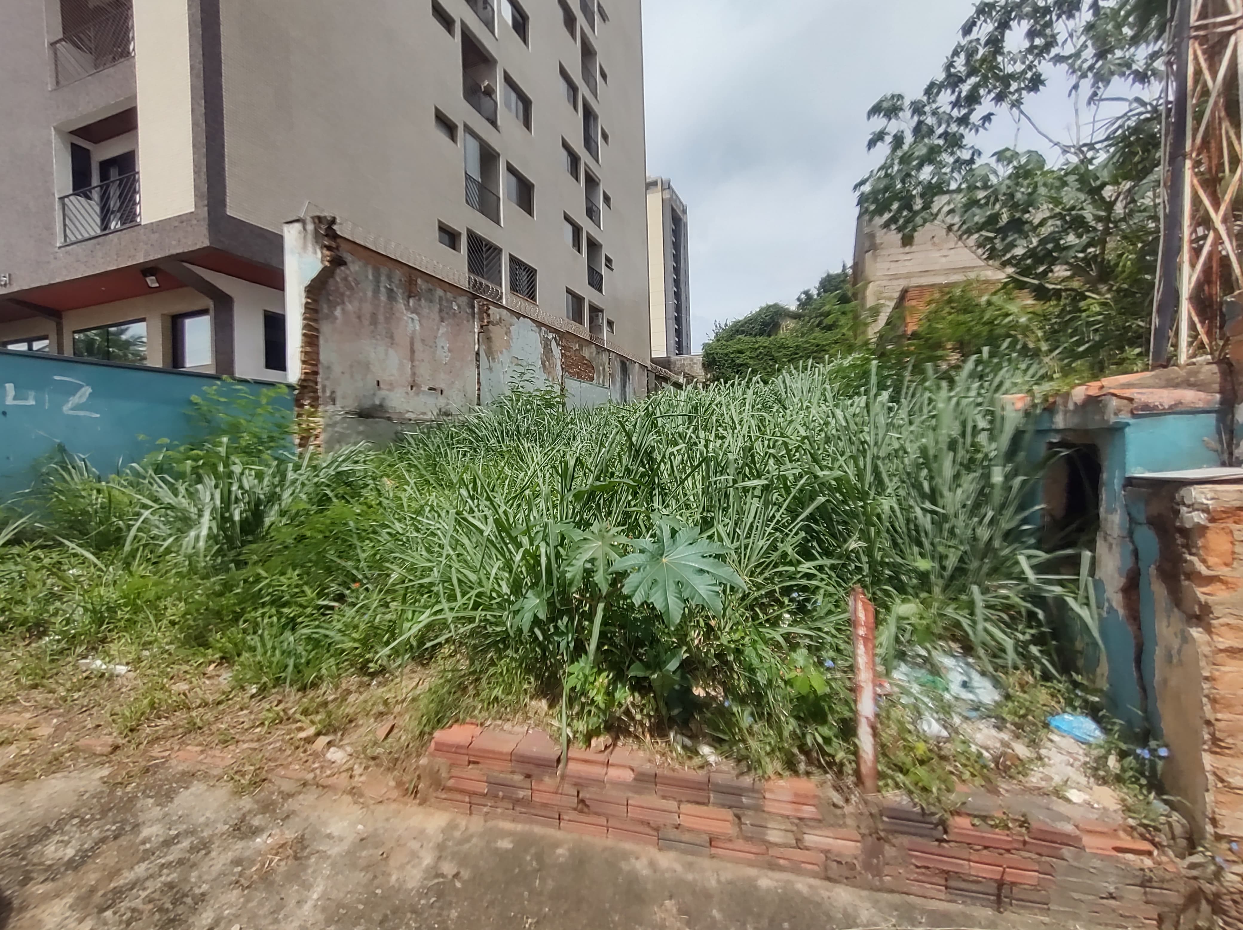 Imagem Terreno à Venda, 300 m²em Vila Jequitibás - Campinas