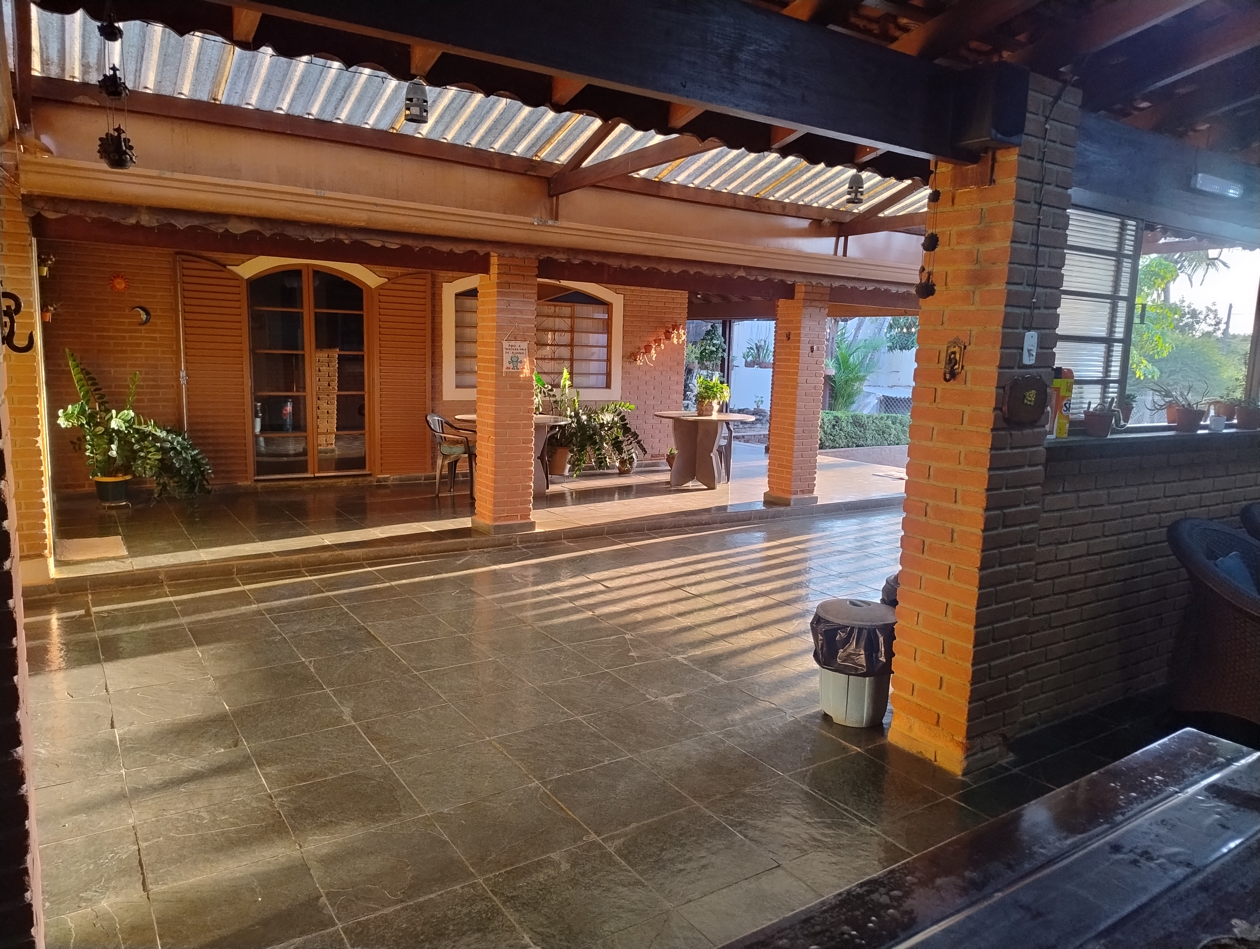 Imagem Chácara com 4 Quartos à Venda ou Locação, 317 m²em Recanto dos Dourados - Campinas