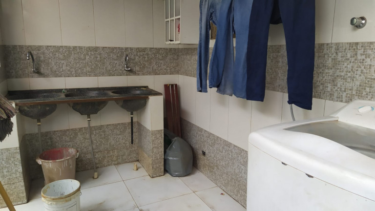 Imagem Sobrado com 4 Quartos à Venda,  em Jardim Ipiranga - Aparecida de Goiânia
