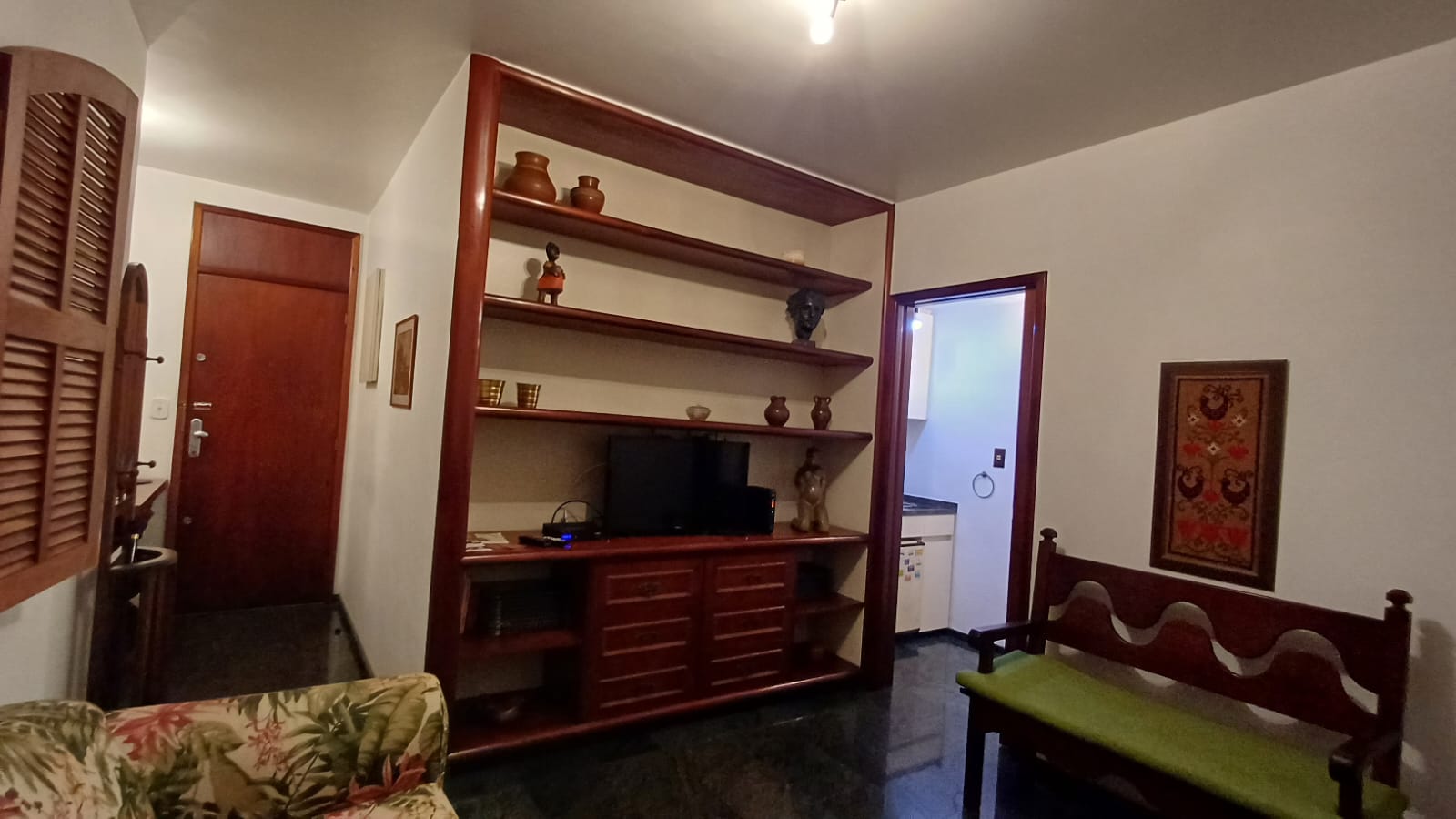 Imagem Apartamento à Venda, 42 m²em Copacabana - Rio de Janeiro Imagem Apartamento à Venda, 42 m²em Copacabana - Rio de Janeiro