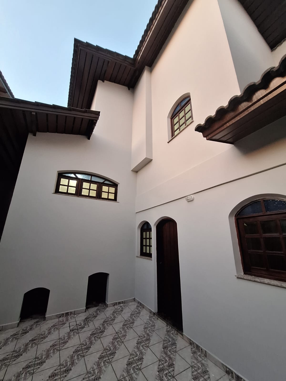 Imagem Casa com 4 Quartos à Venda, 300 m²em Chácara Jafet - Mogi das Cruzes Imagem Casa com 4 Quartos à Venda, 300 m²em Chácara Jafet - Mogi das Cruzes