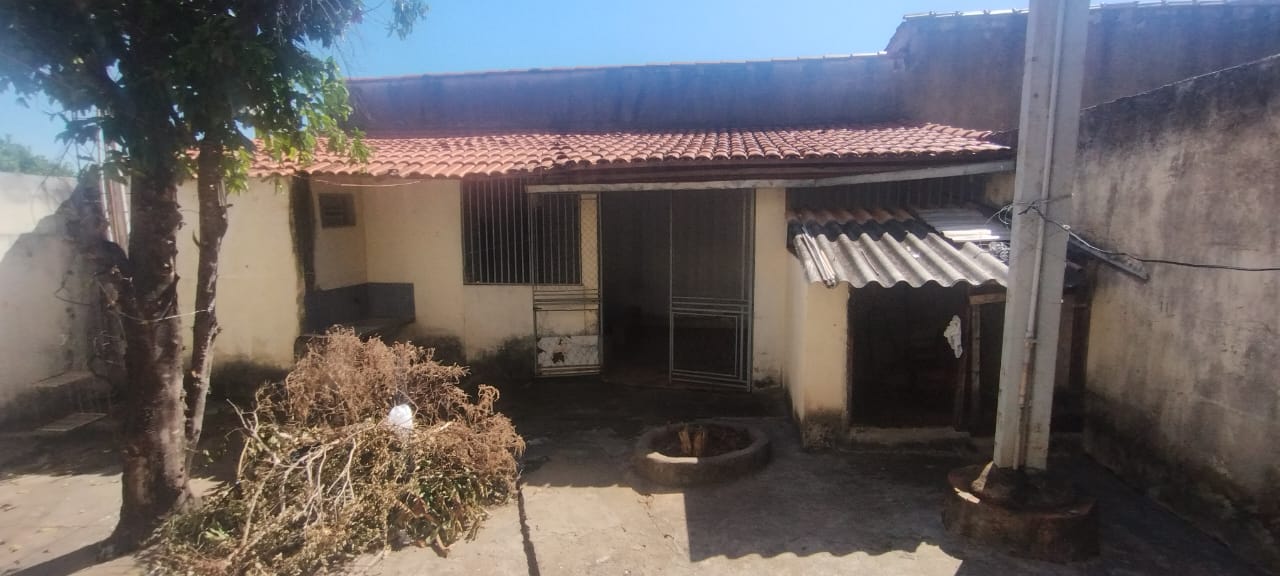 Imagem Casa com 3 Quartos à Venda, 70 m² em Santa Efigênia - Caldas Novas Imagem Casa com 3 Quartos à Venda, 70 m² em Santa Efigênia - Caldas Novas
