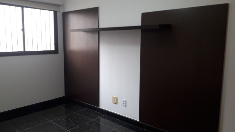 Imagem Apartamento com 4 Quartos para Alugar, 200 m² em Batista Campos - Belém