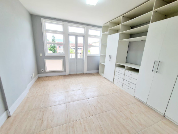 Imagem Casa de Condomínio com 3 Quartos à Venda, 198 m² em Recreio dos Bandeirantes - Rio de Janeiro Imagem Casa de Condomínio com 3 Quartos à Venda, 198 m² em Recreio dos Bandeirantes - Rio de Janeiro