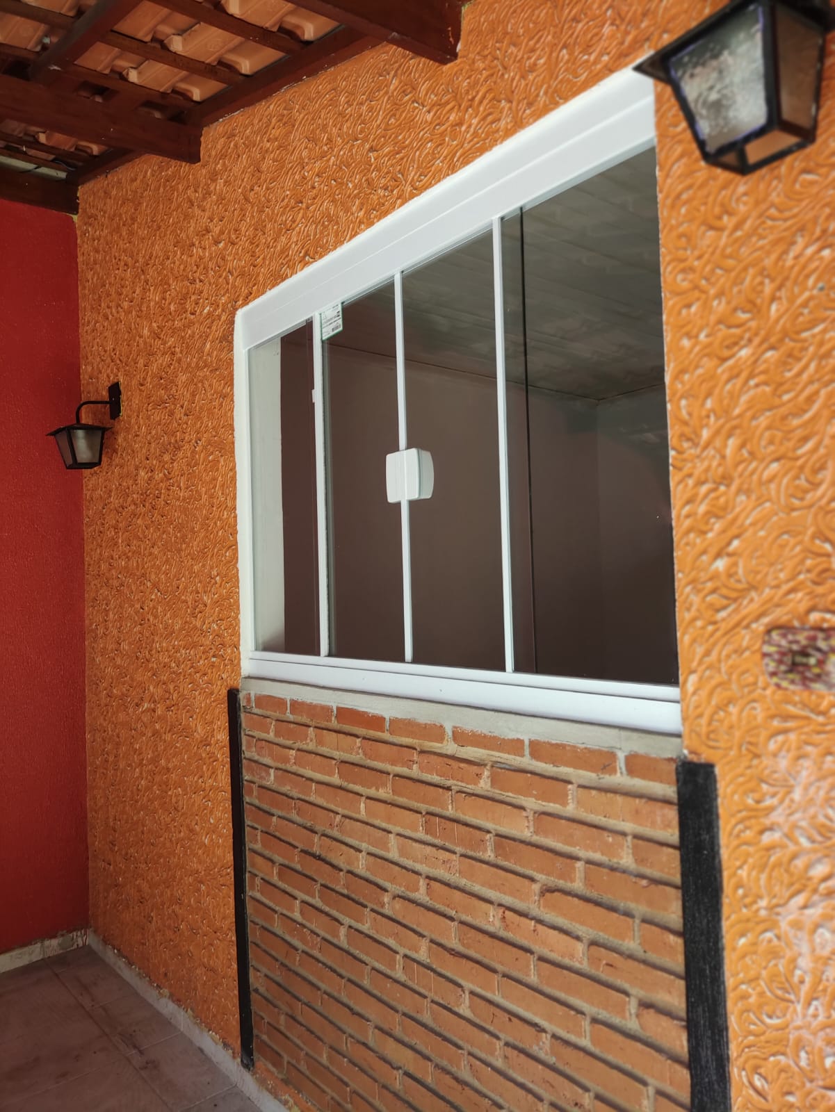 Imagem Casa com 2 Quartos à Venda, 93 m²em Jardim Santo André - Sorocaba Imagem Casa com 2 Quartos à Venda, 93 m²em Jardim Santo André - Sorocaba