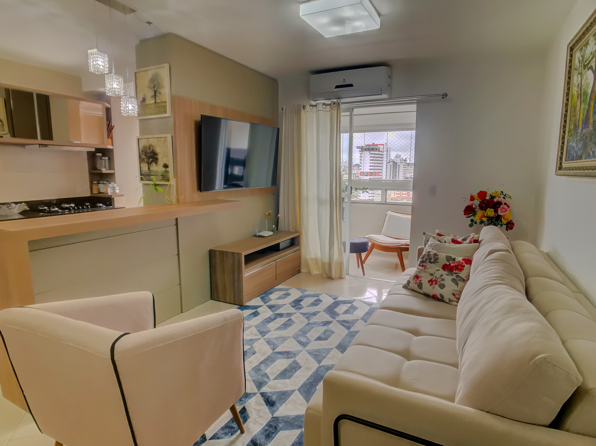 Imagem Apartamento com 2 Quartos à Venda, 76 m²em Centro - Criciúma