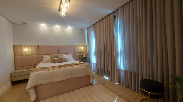 Imagem Apartamento com 3 Quartos à Venda, 139 m² em Centro - Balneário Camboriú Imagem Apartamento com 3 Quartos à Venda, 139 m² em Centro - Balneário Camboriú