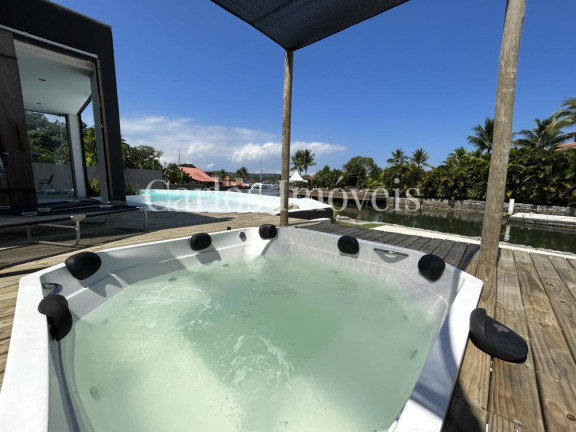 Imagem Casa com 5 Quartos para Temporada,  em Bracuí (Cunhambebe) - Angra dos Reis