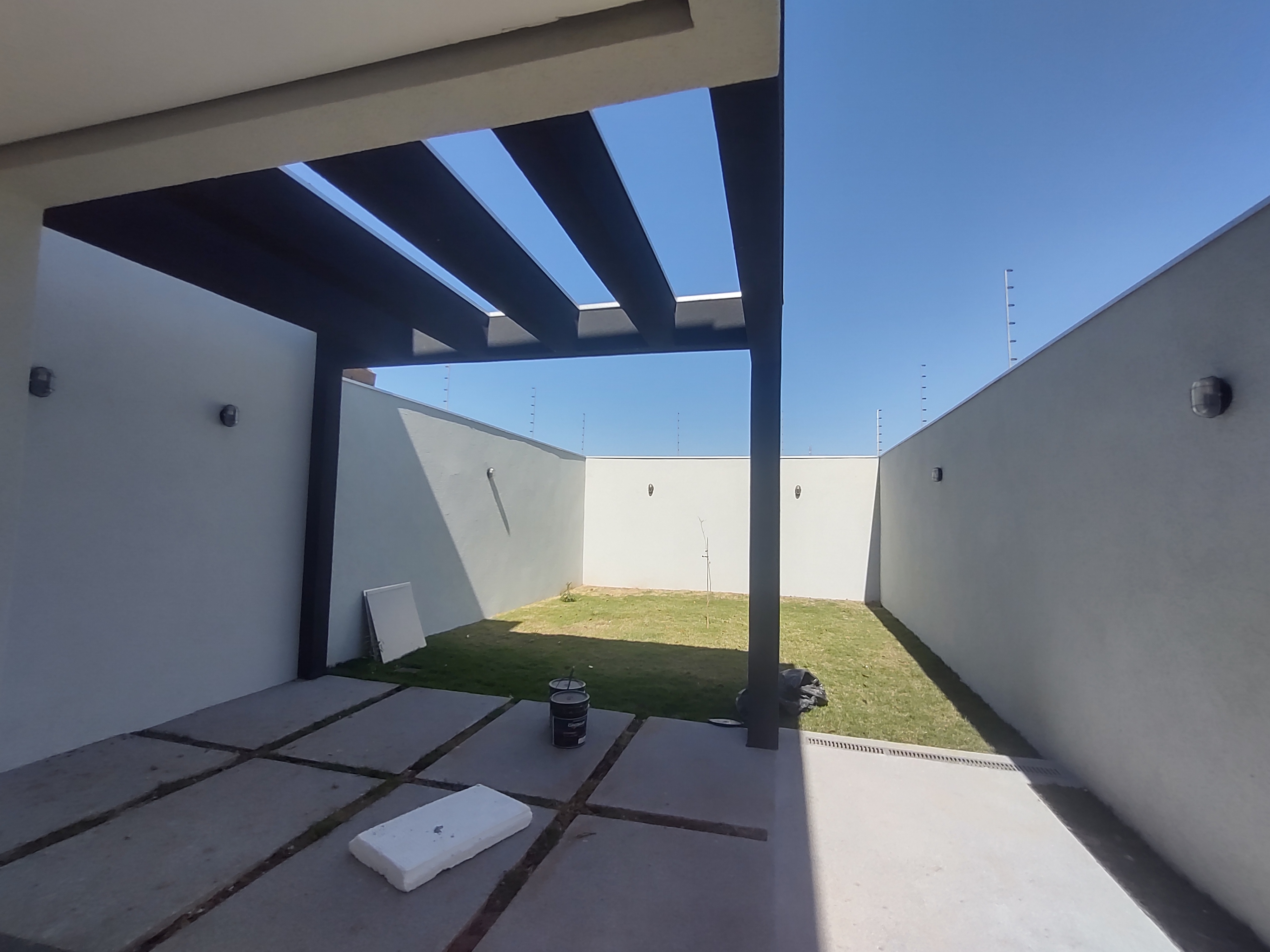 Imagem Sobrado com 3 Quartos à Venda, 125 m²em Jardim Montevidéu - Campo Grande
