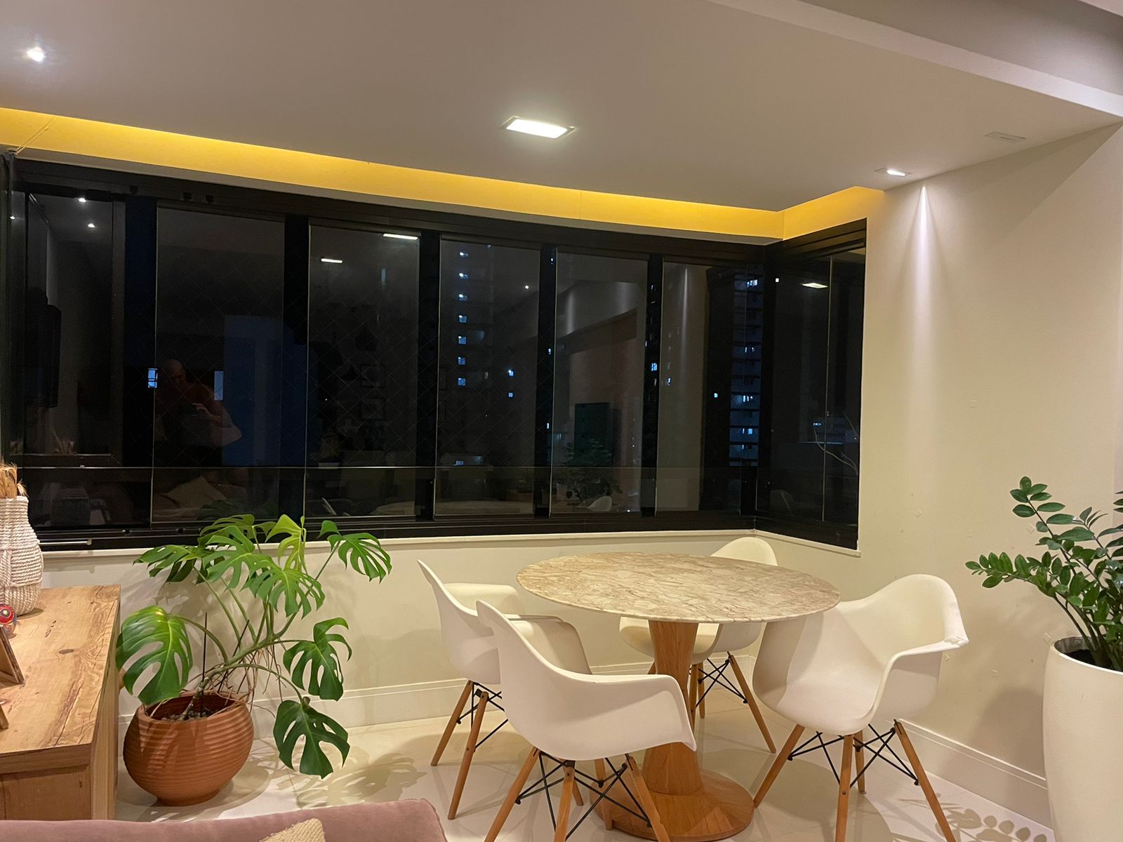 Imagem Apartamento com 3 Quartos à Venda, 85 m²em Pituba - Salvador Imagem Apartamento com 3 Quartos à Venda, 85 m²em Pituba - Salvador