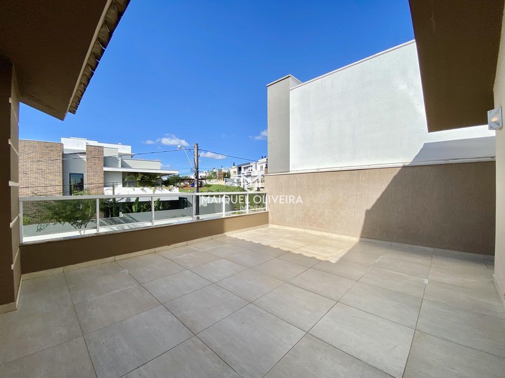 Imagem Casa de Condomínio com 4 Quartos para Alugar, 362 m²em Tomazetti - Santa Maria