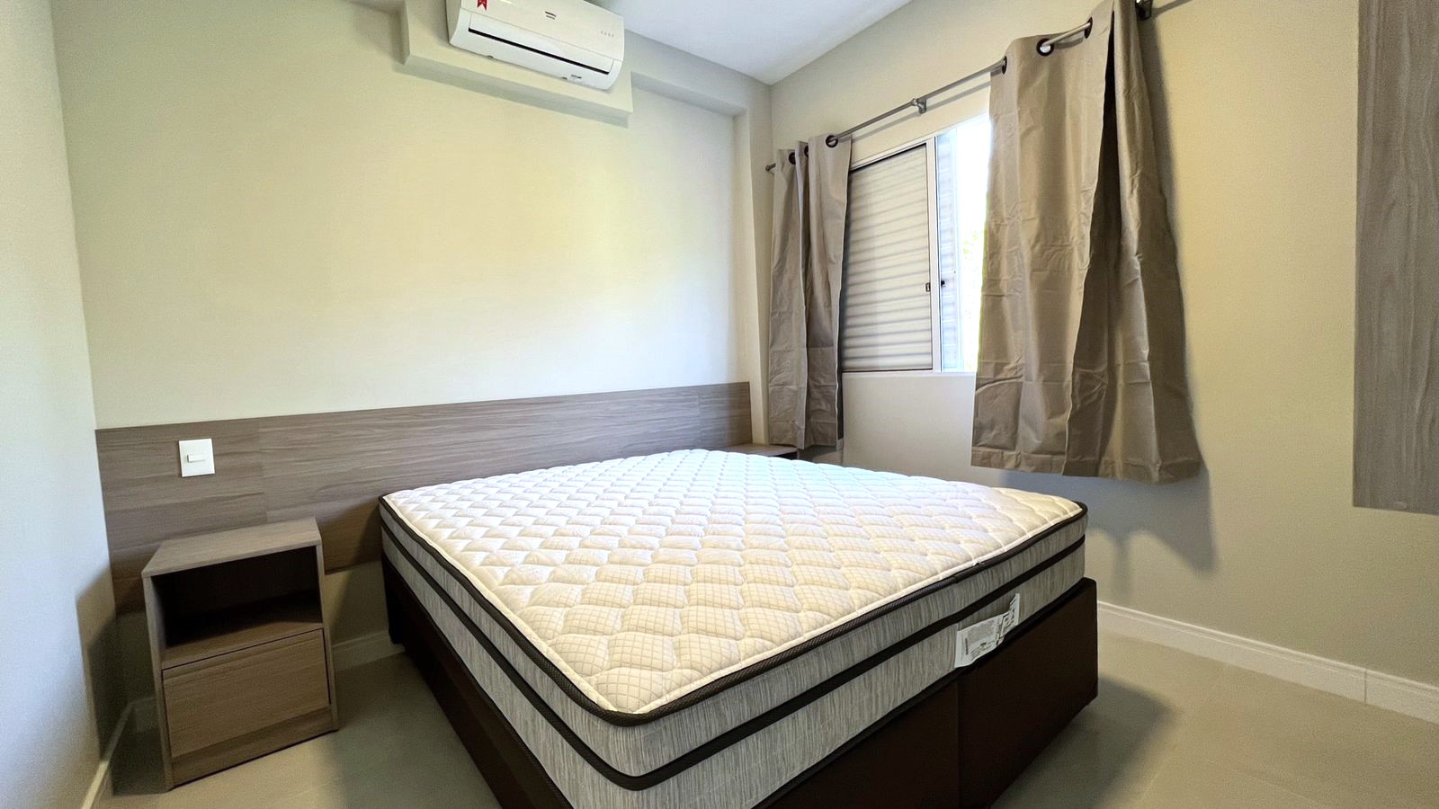 Imagem Casa de Condomínio com 2 Quartos para Alugar, 81 m²em São Lourenço - Bertioga