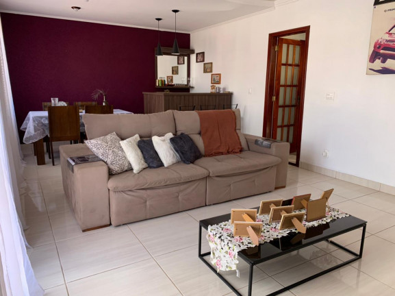Imagem Casa com 2 Quartos à Venda, 176 m² em Jardim Tannus - Jundiaí