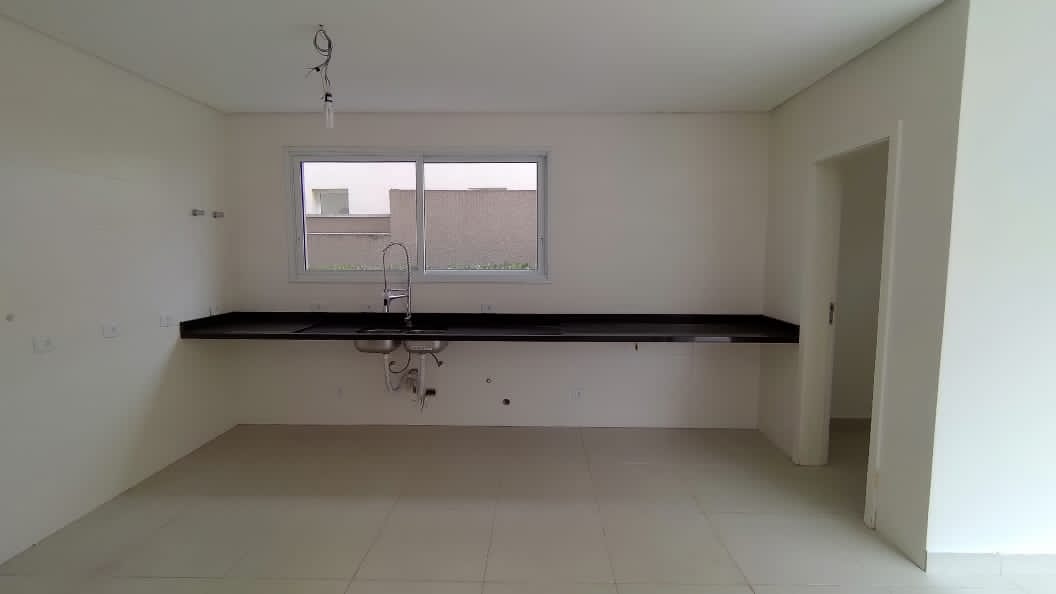 Imagem Casa com 4 Quartos à Venda, 430 m²em Alphaville - Santana de Parnaíba Imagem Casa com 4 Quartos à Venda, 430 m²em Alphaville - Santana de Parnaíba
