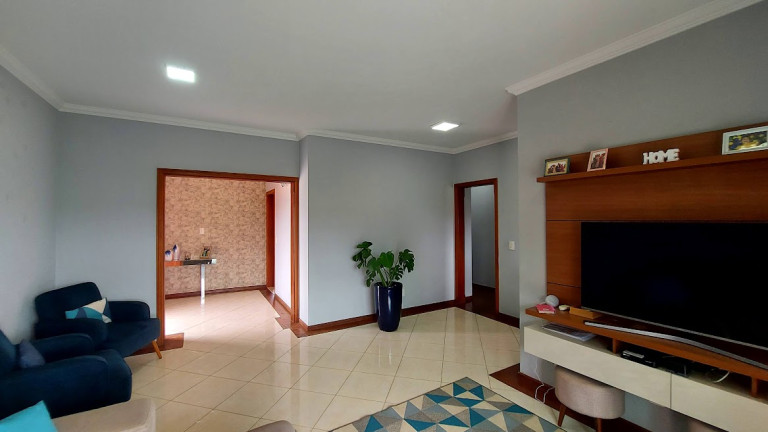 Imagem Sobrado com 3 Quartos à Venda, 460 m²em Parque das Indústrias (Nova Veneza) - Sumaré