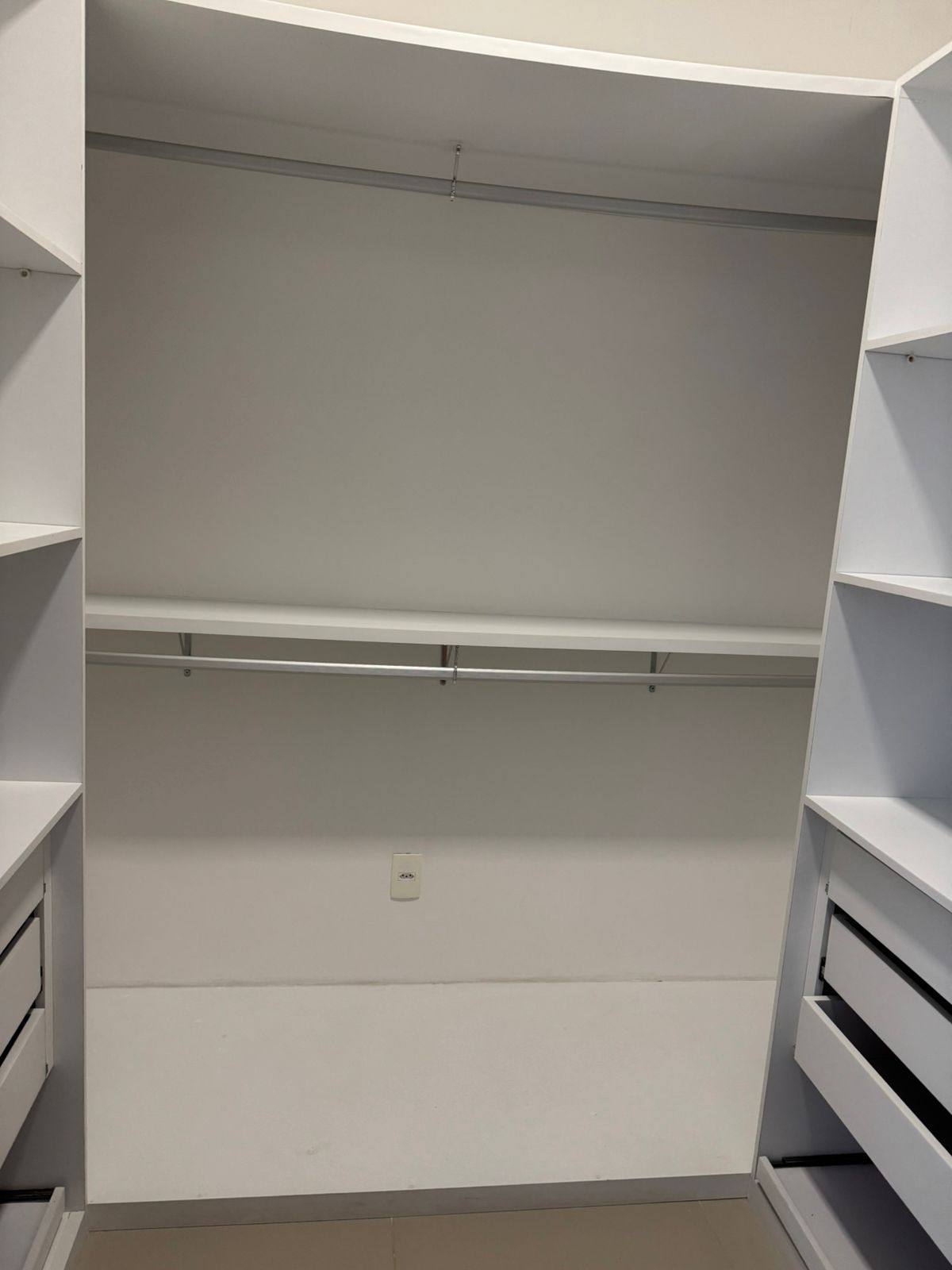 Imagem Apartamento com 4 Quartos à Venda ou Locação, 240 m² em Ilha do Retiro - Recife Imagem Apartamento com 4 Quartos à Venda ou Locação, 240 m² em Ilha do Retiro - Recife