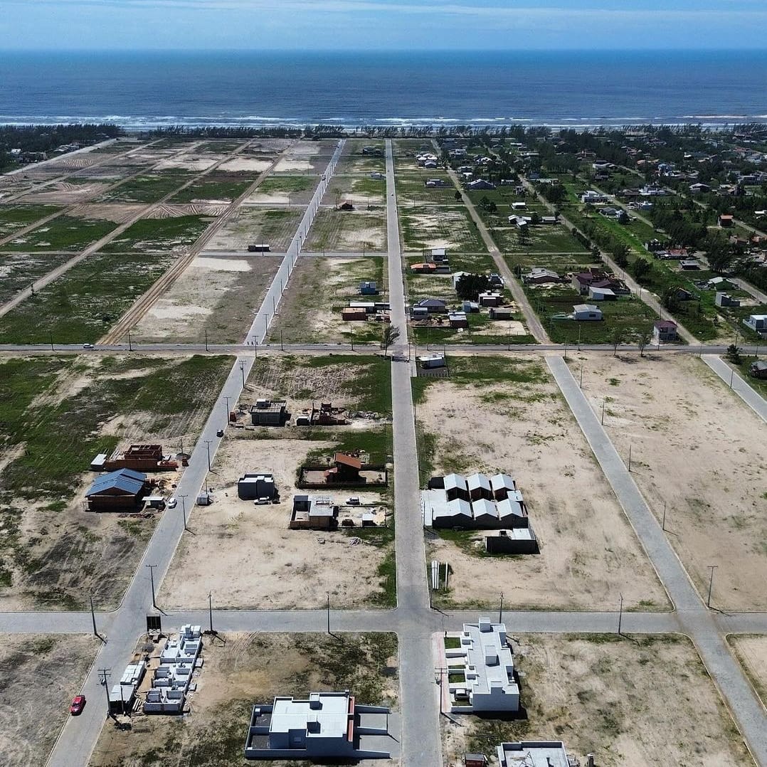 Imagem Terreno à Venda, 300 m²em Village Dunas Norte - Balneário Gaivota Imagem Terreno à Venda, 300 m²em Village Dunas Norte - Balneário Gaivota