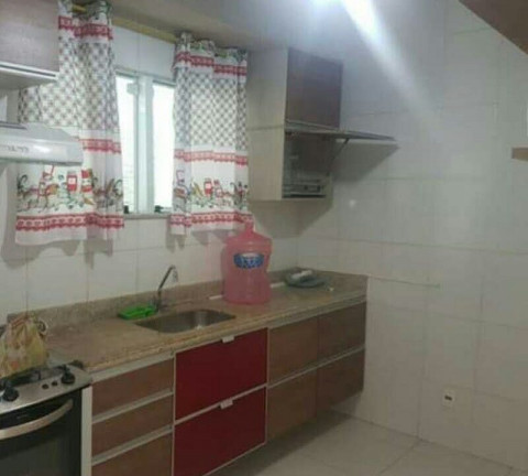 Imagem Casa com 2 Quartos para Alugar, 70 m² em Da Luz - Nova Iguaçu