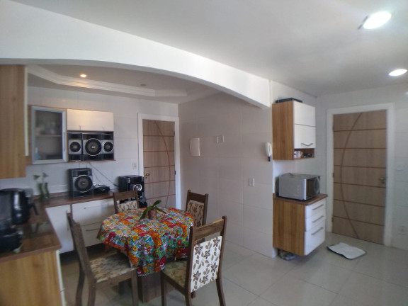 Imagem Casa com 3 Quartos à Venda, 273 m² em Campo Grande - Rio de Janeiro