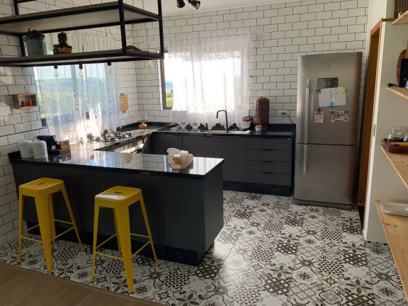 Imagem Casa com 4 Quartos à Venda, 170 m² em Taipas De Pedras (Mailasqui) - São Roque Imagem Casa com 4 Quartos à Venda, 170 m² em Taipas De Pedras (Mailasqui) - São Roque
