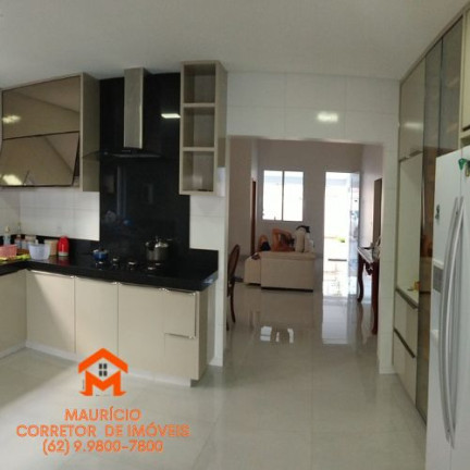 Imagem Casa com 3 Quartos à Venda, 275 m²em Santa Genoveva - Goiânia