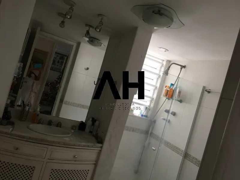 Imagem Apartamento com 4 Quartos à Venda, 166 m²em Icaraí - Niterói Imagem Apartamento com 4 Quartos à Venda, 166 m²em Icaraí - Niterói