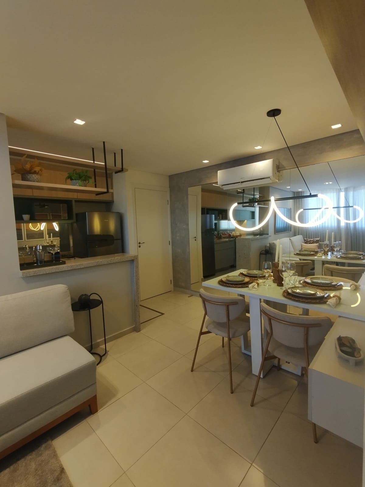 Imagem Apartamento com 2 Quartos à Venda, 4 m²em Zona Industrial Pedro Abrão - Goiânia