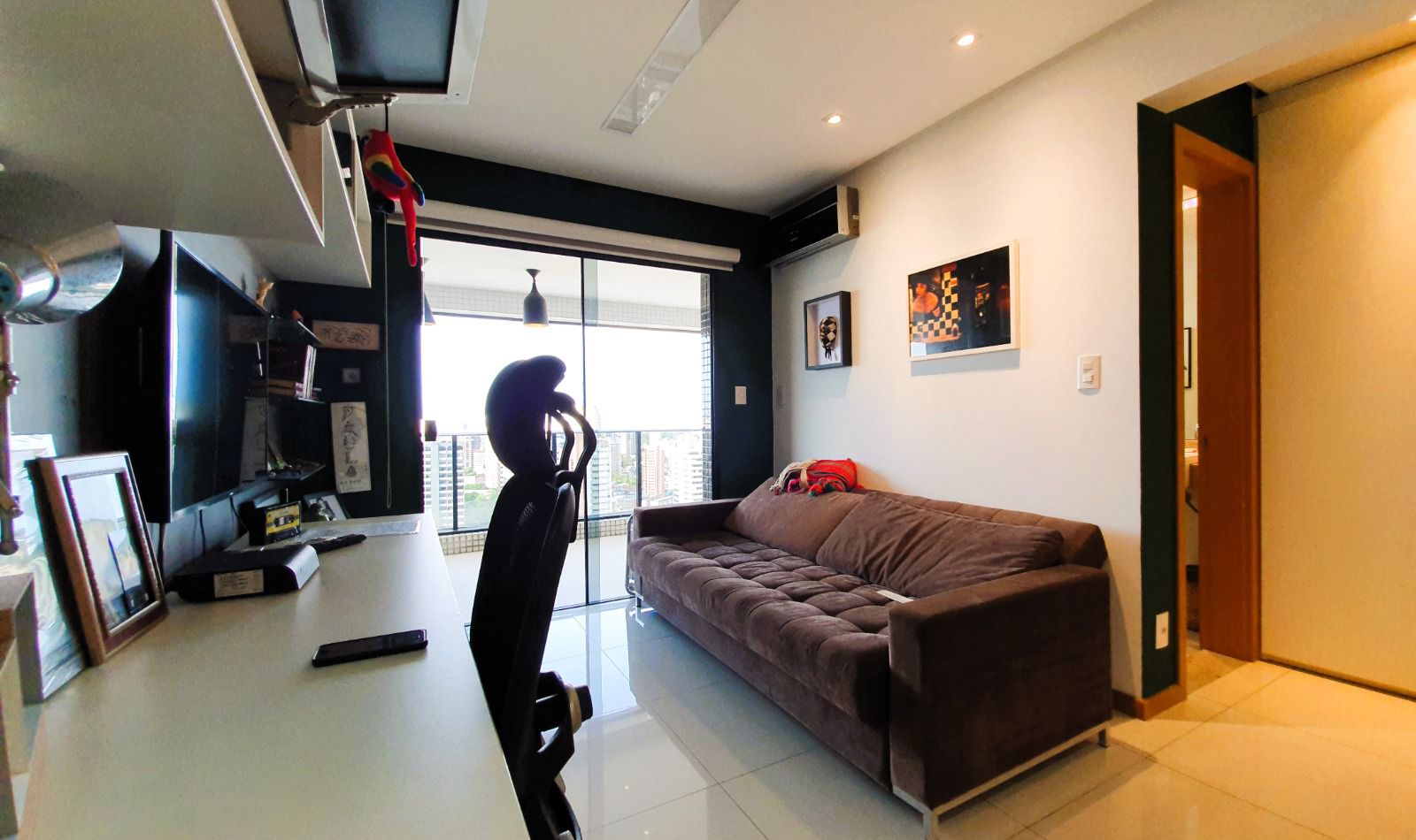 Imagem Apartamento com 4 Quartos à Venda, 178 m²em Batista Campos - Belém