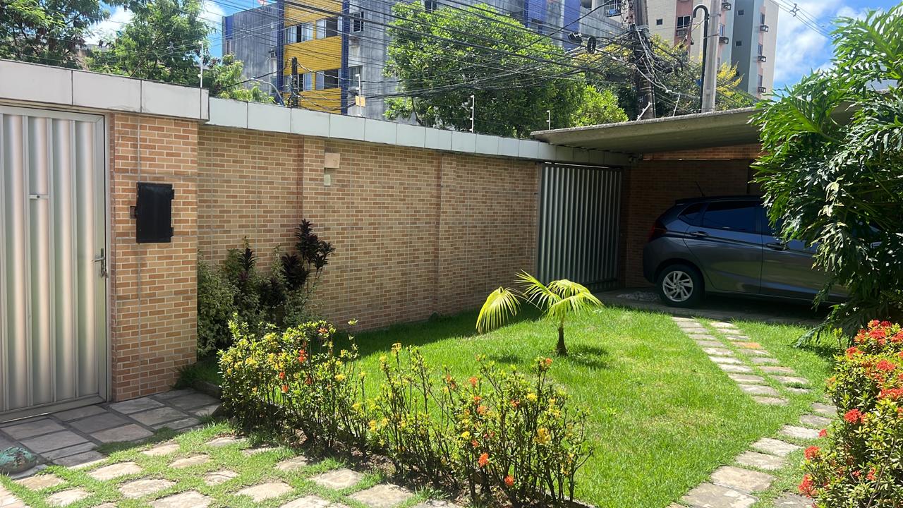 Imagem Casa com 3 Quartos à Venda, 179 m² em Varzea - Recife Imagem Casa com 3 Quartos à Venda, 179 m² em Varzea - Recife