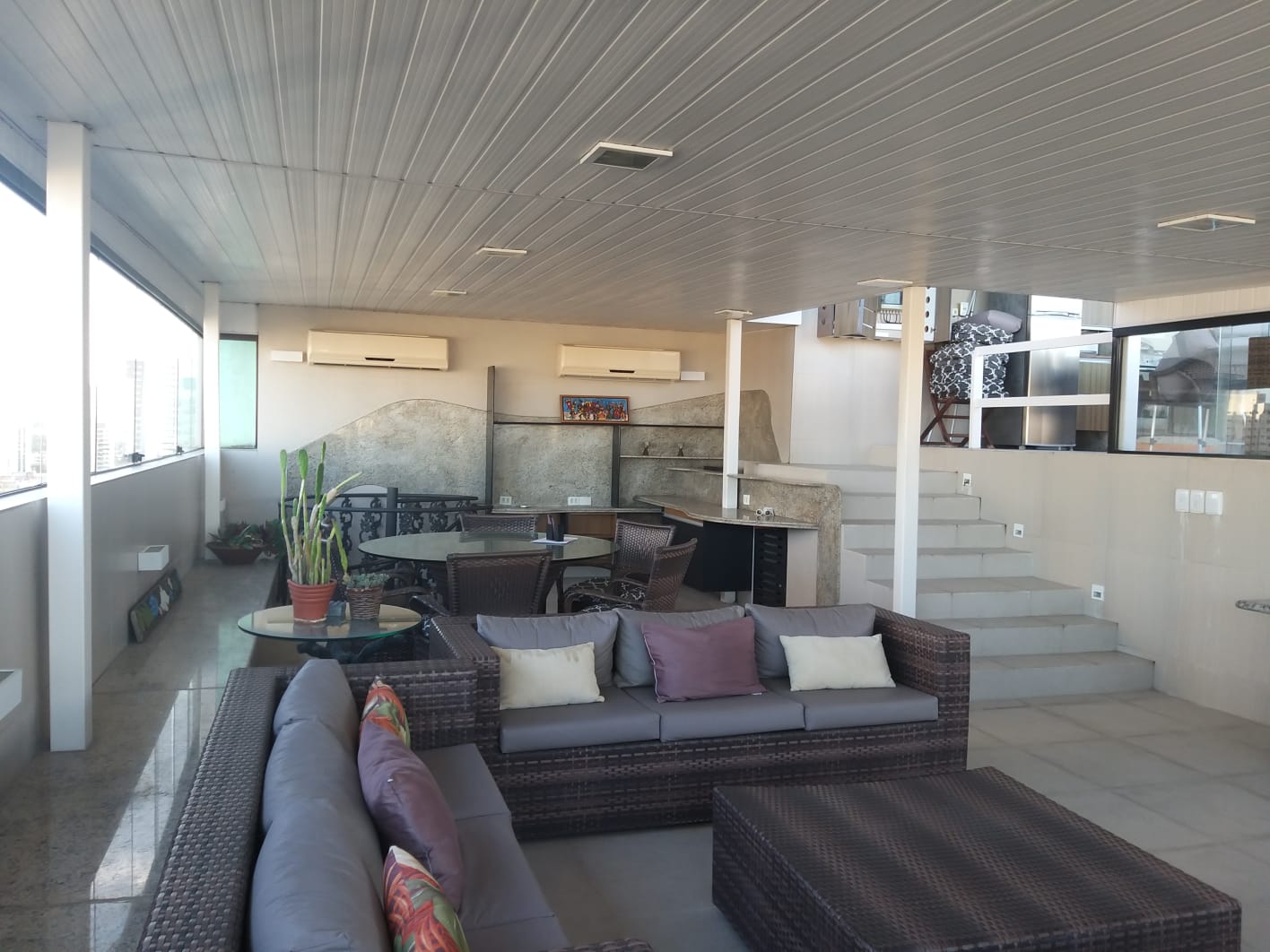Imagem Apartamento com 5 Quartos à Venda, 520 m²em Espinheiro - Recife