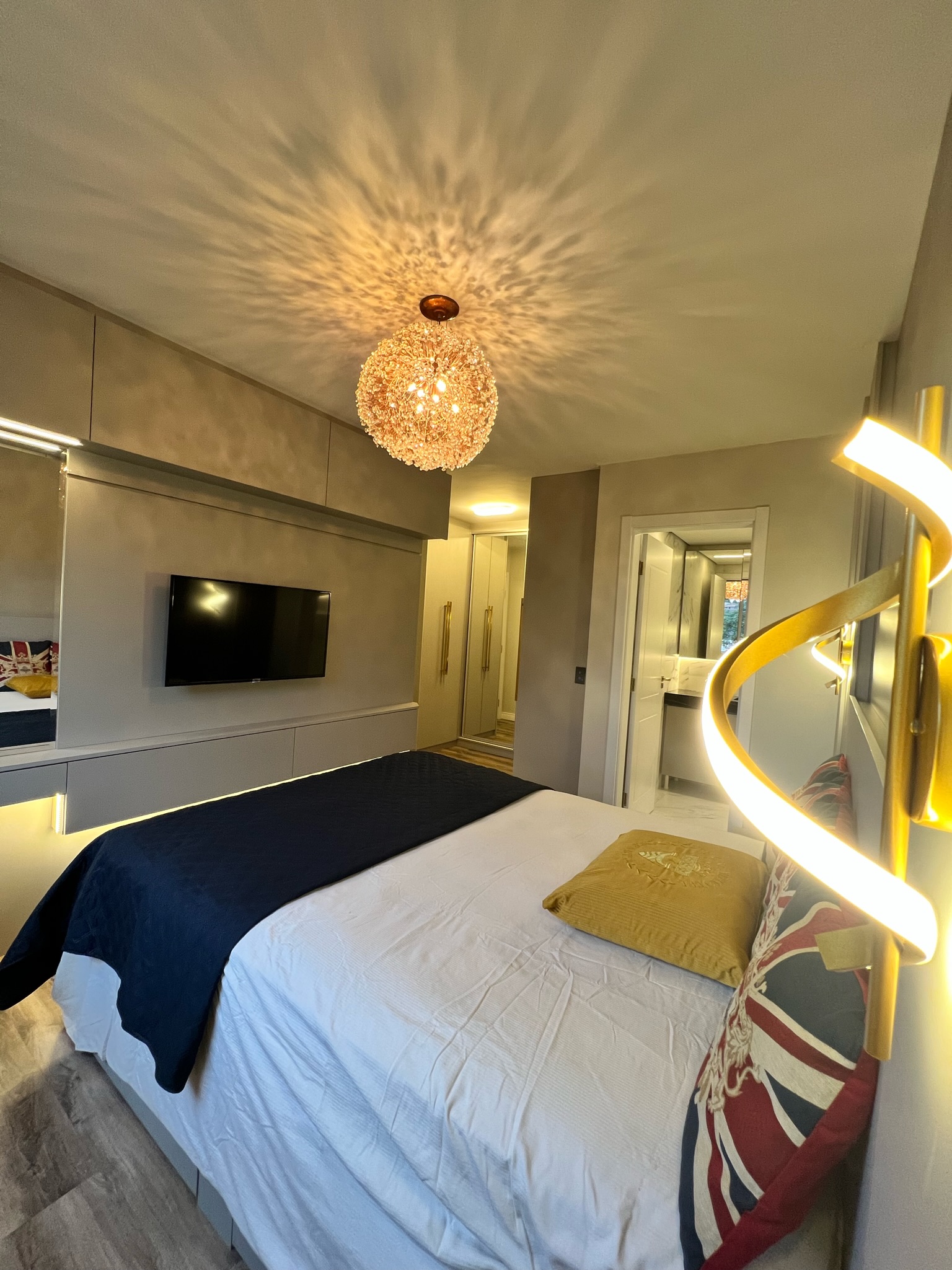 Imagem Apartamento com 3 Quartos à Venda, 114 m²em Cascatinha - Curitiba Imagem Apartamento com 3 Quartos à Venda, 114 m²em Cascatinha - Curitiba