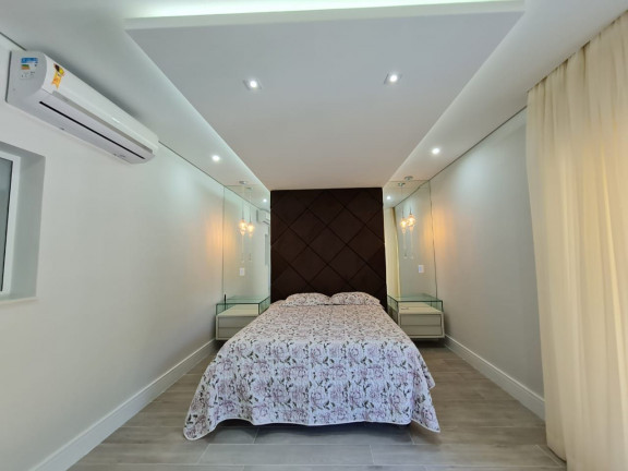 Imagem Casa de Condomínio com 5 Quartos à Venda,  em Riviera - Bertioga