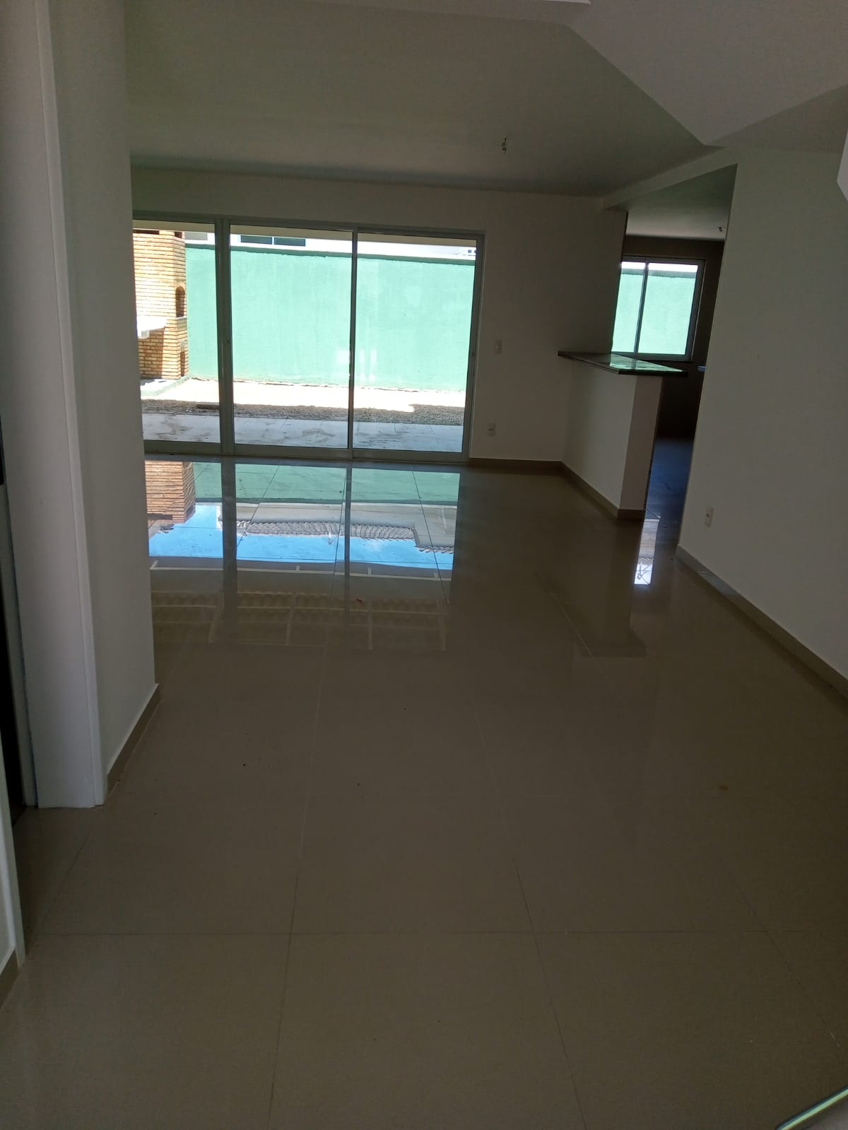 Imagem Casa de Condomínio com 4 Quartos à Venda, 185 m²em Praia do Futuro II - Fortaleza