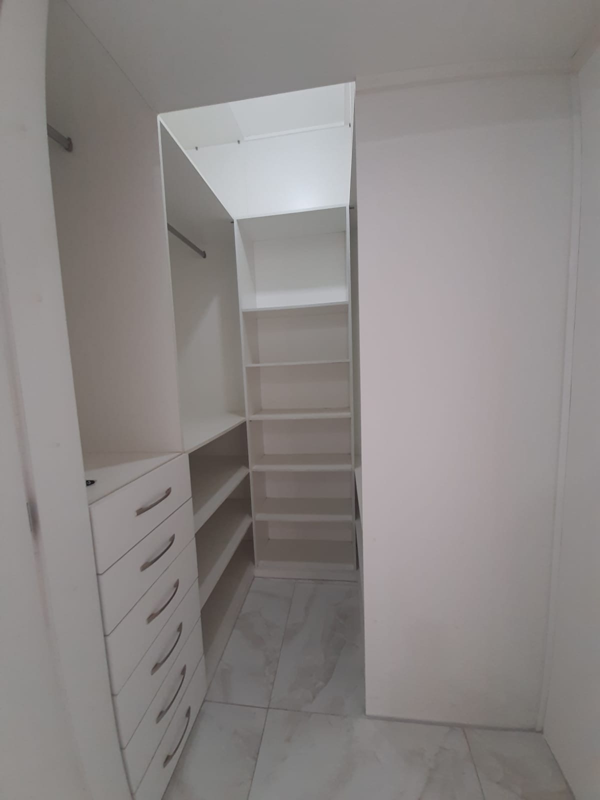 Imagem Casa com 2 Quartos à Venda, 113 m²em Jardim Residencial Guimarães - Limeira