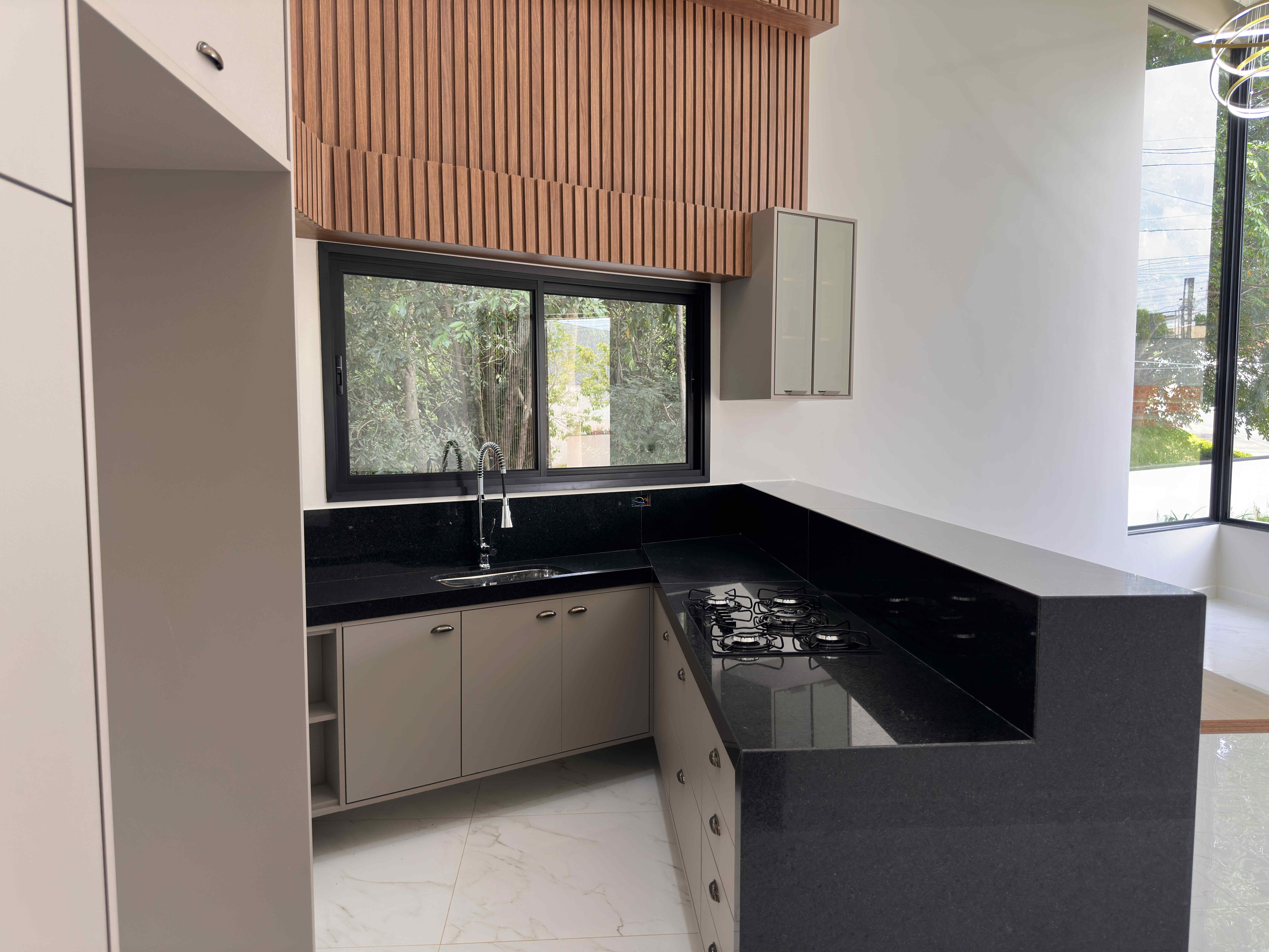 Imagem Casa de Condomínio com 4 Quartos à Venda, 175 m²em Jardim Guarujá - Salto Imagem Casa de Condomínio com 4 Quartos à Venda, 175 m²em Jardim Guarujá - Salto