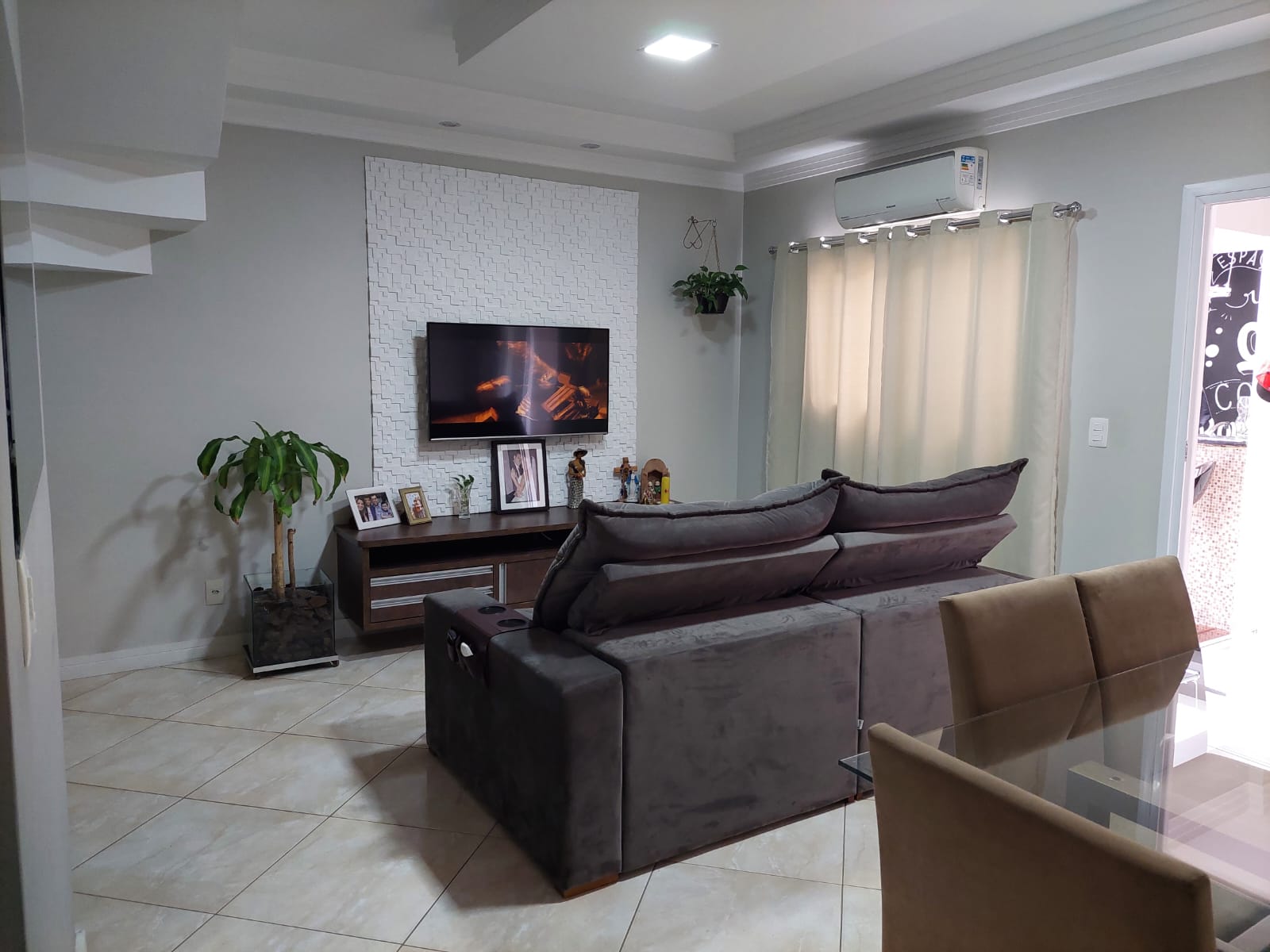 Imagem Casa de Condomínio com 3 Quartos à Venda, 85 m²em Jardim Santa Maria - Jacareí Imagem Casa de Condomínio com 3 Quartos à Venda, 85 m²em Jardim Santa Maria - Jacareí