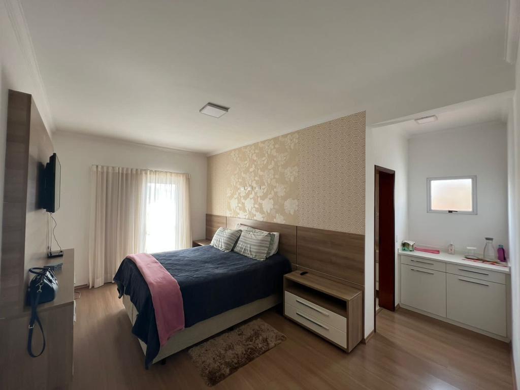 Imagem Sobrado com 3 Quartos à Venda, 167 m²em Jardim Rio das Pedras - Cotia