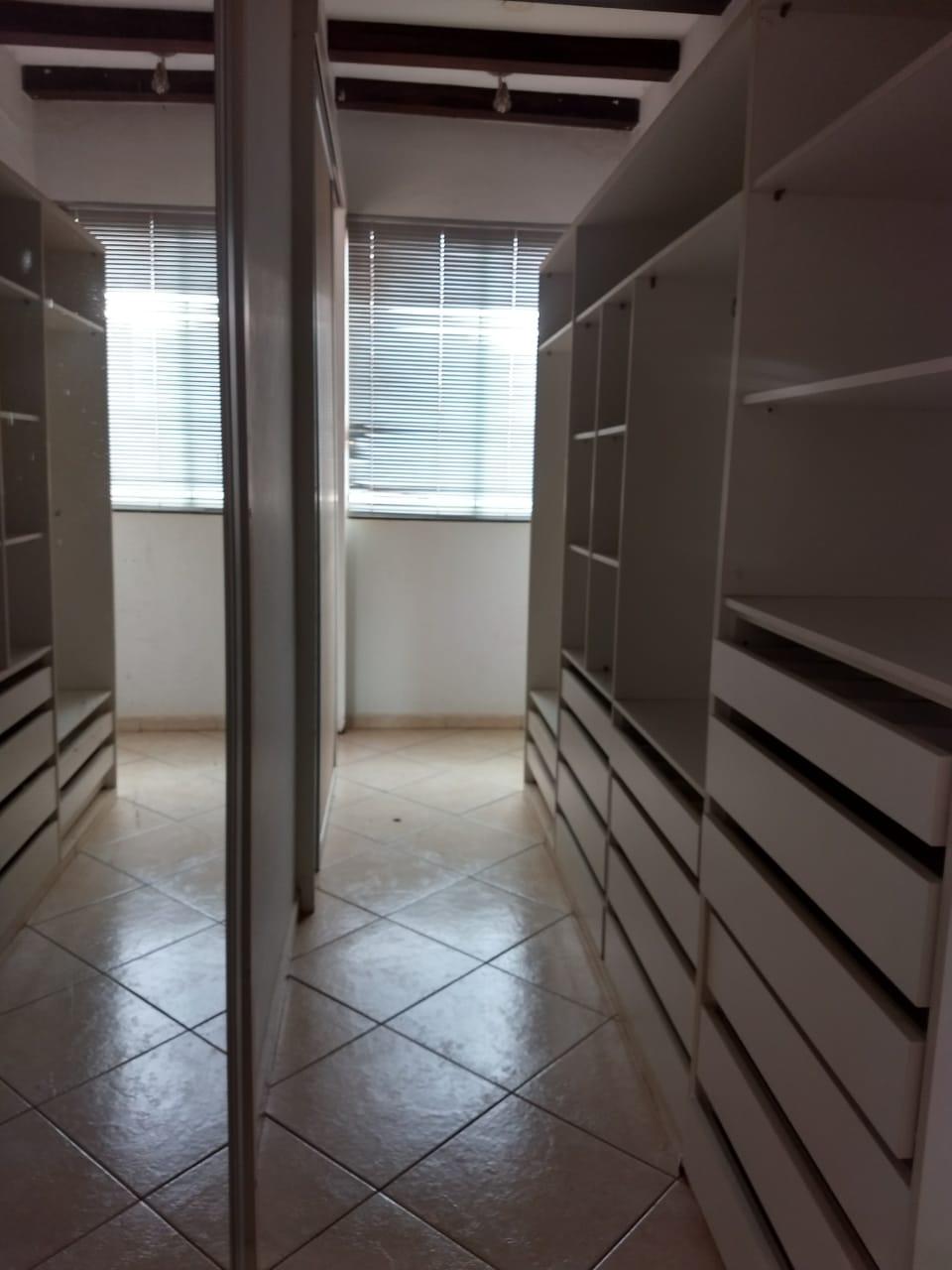 Imagem Casa de Condomínio com 3 Quartos à Venda, 280 m²em Setor Habitacional Vicente Pires - Brasília
