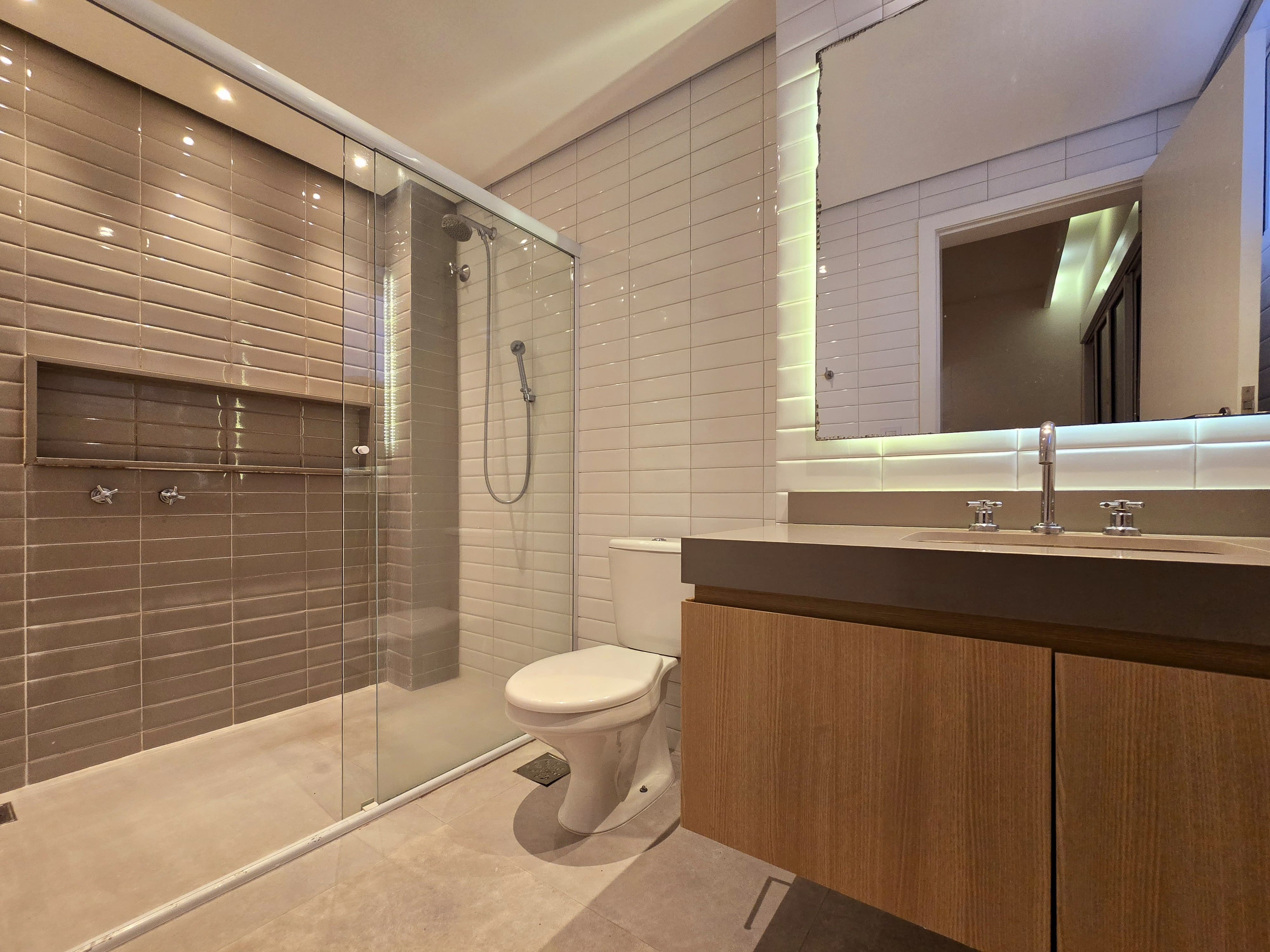 Imagem Apartamento com 3 Quartos à Venda, 127 m²em Gonzaga - Santos