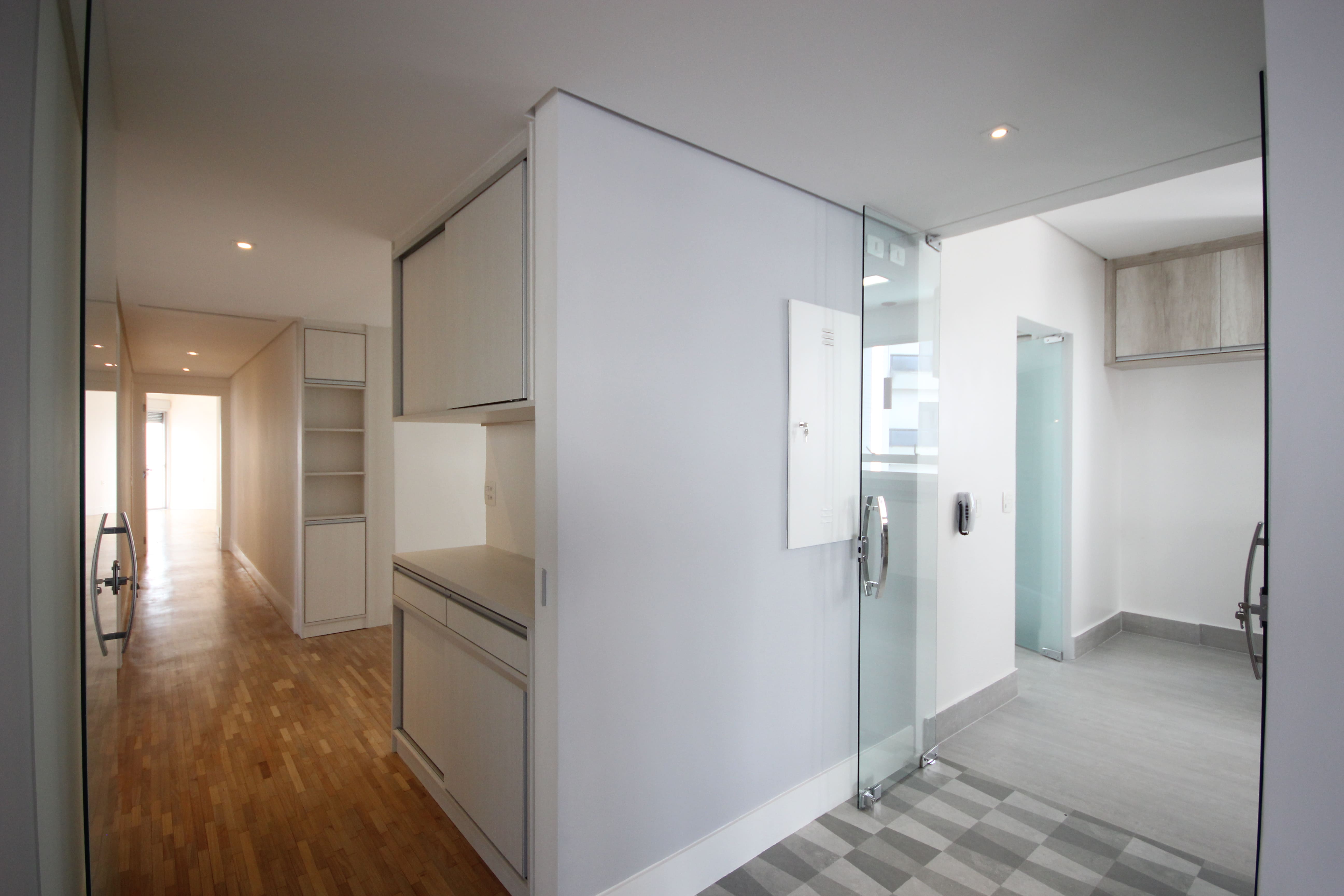 Imagem Apartamento com 3 Quartos à Venda, 245 m²em Vila Uberabinha - São Paulo