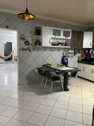 Imagem Casa com 4 Quartos à Venda,  em Henrique Jorge - Fortaleza