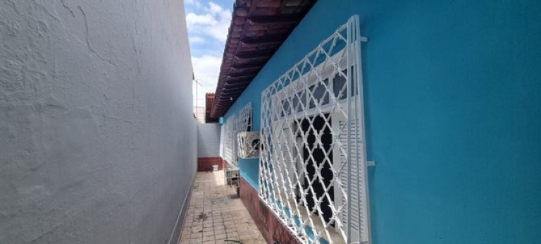 Imagem Casa com 4 Quartos para Alugar, 1 m² em Sítio Leal - São Luís