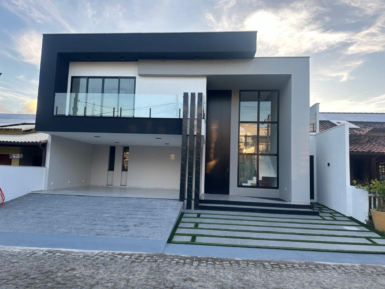 Casa de Condomínio com 5 Quartos à Venda, 200 m² em Campo Grande - Rio de Janeiro