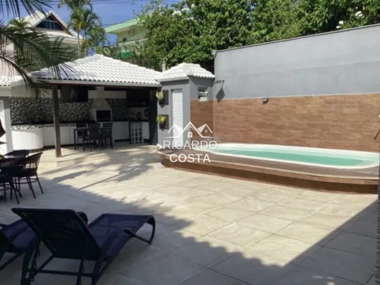 Imagem Casa de Condomínio com 4 Quartos à Venda ou Locação, 168 m² em Jacarepaguá - Rio de Janeiro Imagem Casa de Condomínio com 4 Quartos à Venda ou Locação, 168 m² em Jacarepaguá - Rio de Janeiro