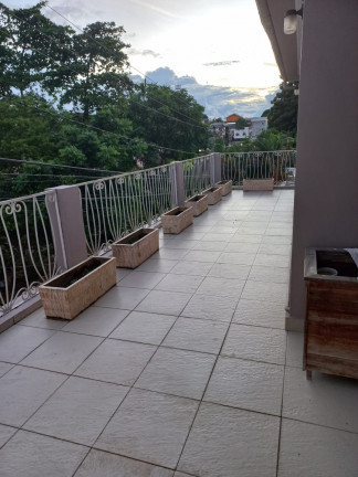 Imagem Casa com 4 Quartos à Venda, 335 m² em Parque 10 de Novembro - Manaus