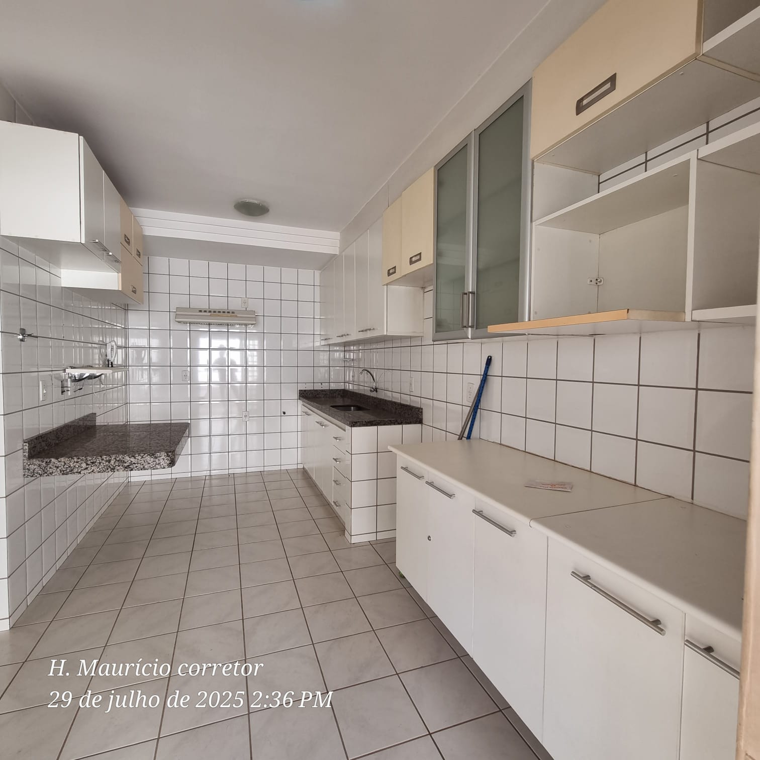 Imagem Sobrado com 3 Quartos à Venda, 130 m² em Setor Jaó - Goiânia Imagem Sobrado com 3 Quartos à Venda, 130 m² em Setor Jaó - Goiânia
